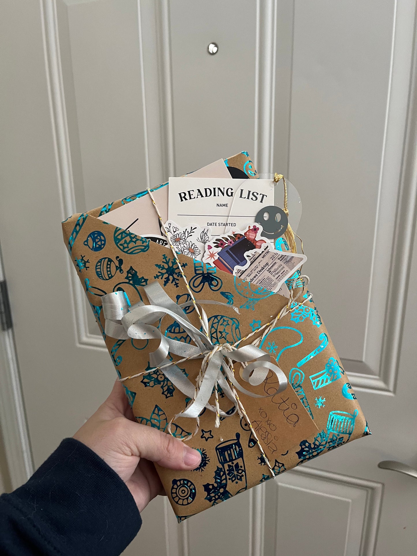 Blind Date With a Book - Classic